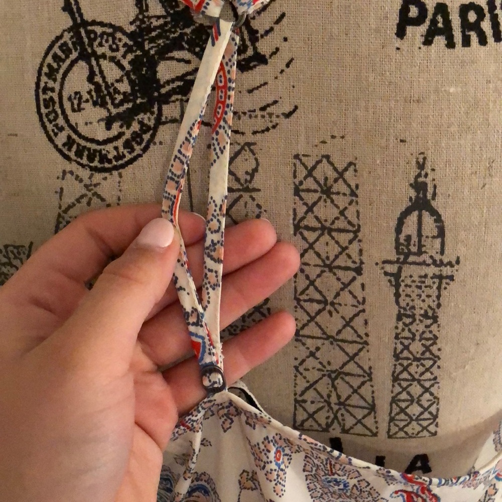 Tank - Picture 3 of 5